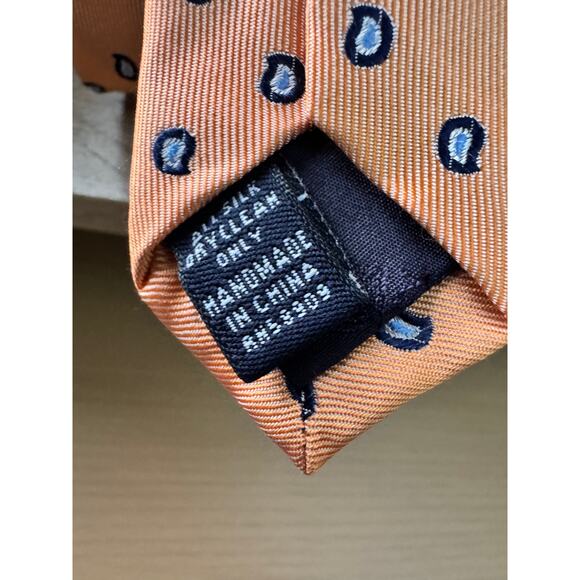 Roundtree & Yorke Silk Ties – Set of 3 – Striped, Geometric, and Patterned - Picture 14 of 16